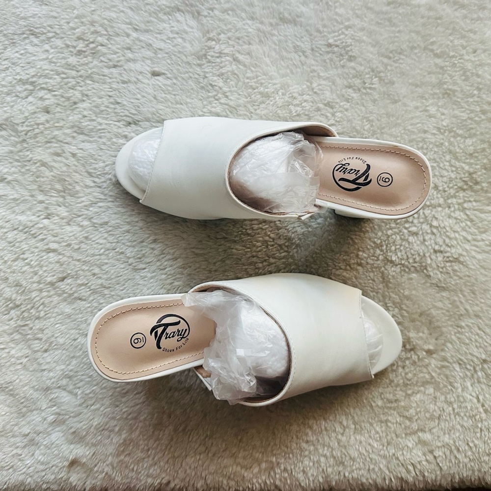 Trary Peep Toe Chunky White Women's Heel Mules Size 9 - Picture 2 of 8